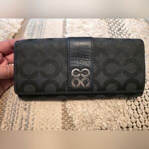 Coach Vintage Julia Op Art Slim Envelope Wallet